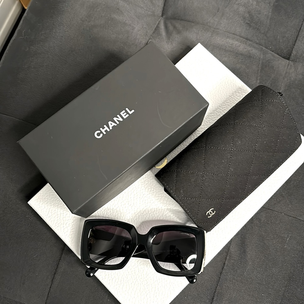 Black Chanel Rectangle Sunglasses With Gold Hardware 🖤